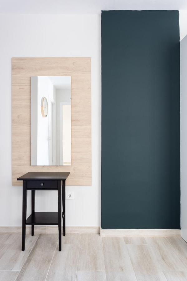 אל מדאנו New 140M2 Loft-Style Flat At Town Heart, 3 Beaches Close Casa Leon מראה חיצוני תמונה