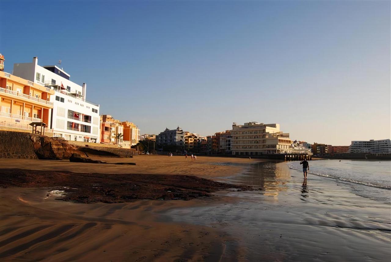 אל מדאנו New 140M2 Loft-Style Flat At Town Heart, 3 Beaches Close Casa Leon מראה חיצוני תמונה